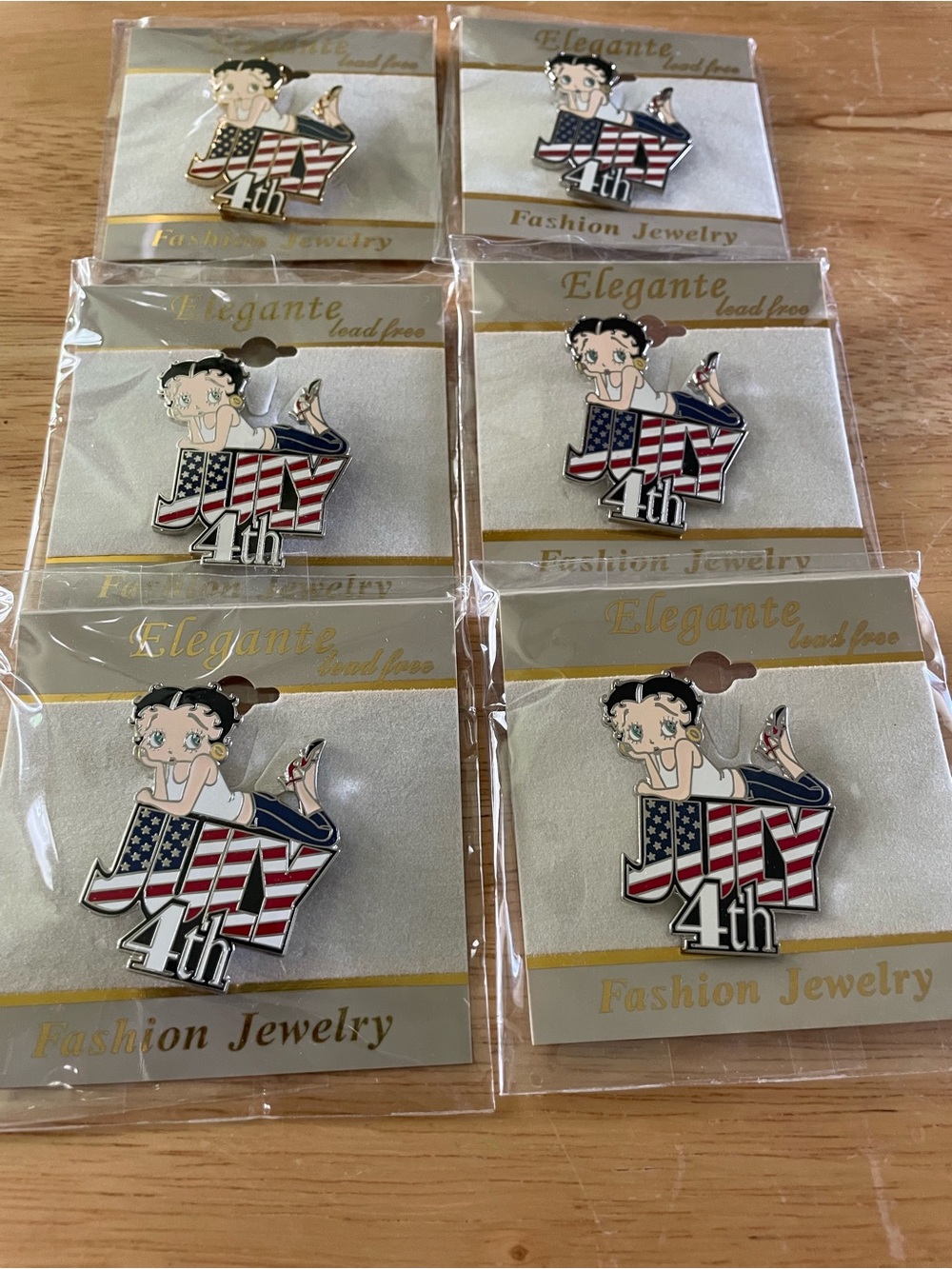 Fashion Jewelry Betty Boop 4th Enamel Brooches in Red, White, Blue